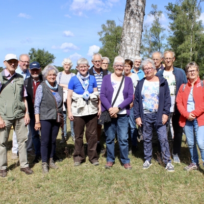 Zonnige Lentewandeling naar Surae