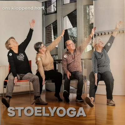 Stoelyoga in Rijen