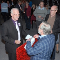 receptie1 - Voorzitter Carel Gorissen ontvangt gasten