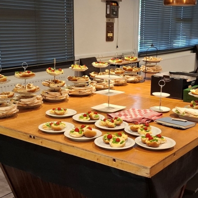 Het was weer genieten bij de High Tea