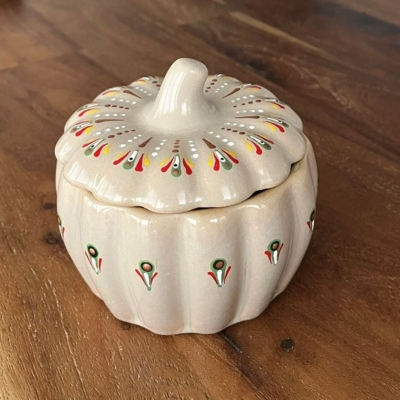 Pompoenen stippen in de herfst